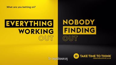 现出无畏的 现出无畏的